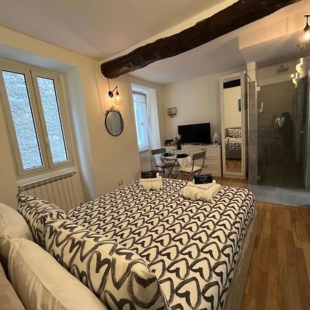 Casa Romantica Sul Lago Di Como Blevio Luaran gambar