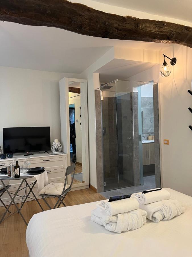 Casa Romantica Sul Lago Di Como Blevio Luaran gambar